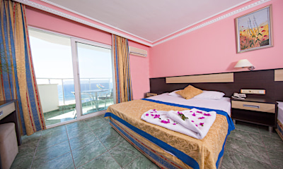 Standart Deniz Manzaralı Oda